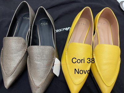 Sapatos Femininos Cori Novo Número 38 - R$ 60,00  CADA UM !
